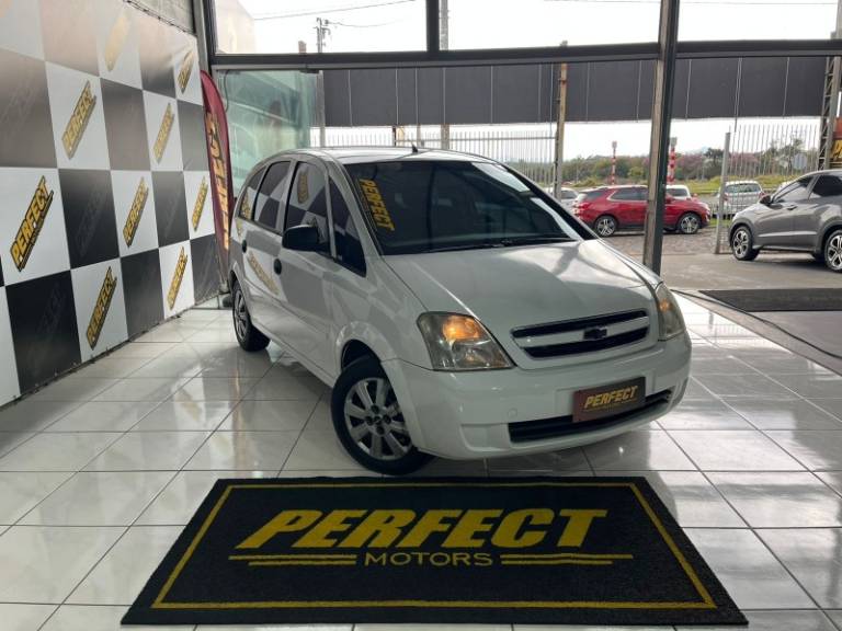 CHEVROLET - MERIVA - 2010/2010 - Branca - R$ 29.900,00