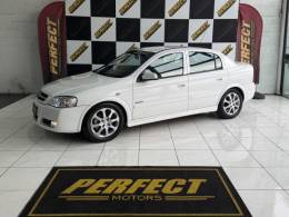 CHEVROLET - ASTRA - 2011/2011 - Branca - R$ 39.900,00